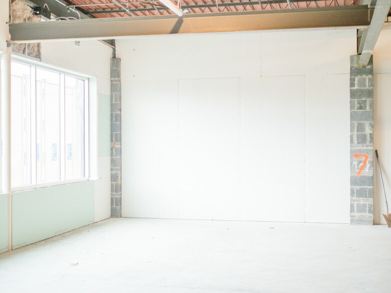 More Photos Of 600 Frederica St, Owensboro Office For Lease