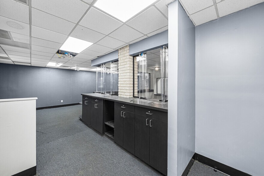More Photos Of 21511 Van Dyke Ave, Warren Bank For Sale