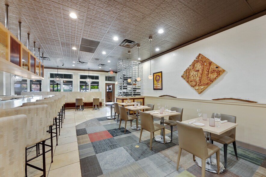More Photos Of 626 Rood Ave, Grand Junction Restaurant For Sale