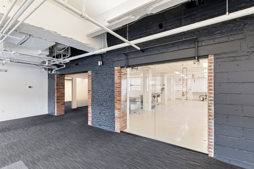 More Photos Of 56 Roland St, Charlestown Flex For Lease