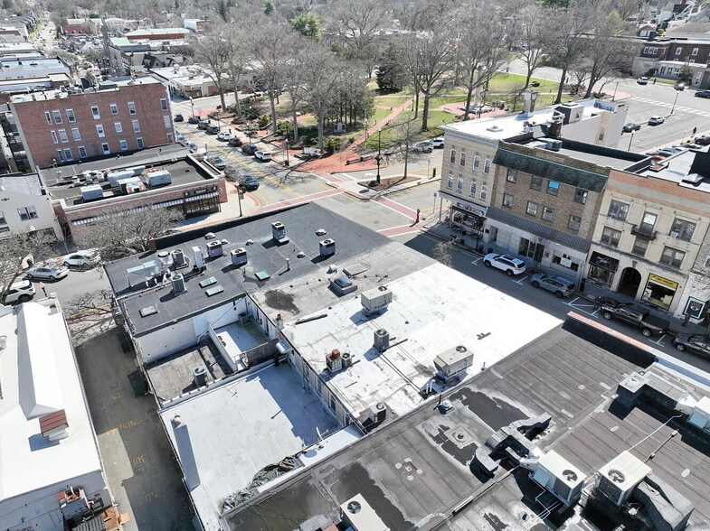 More Photos Of 59 E Ridgewood Ave, Ridgewood General Retail For Sale