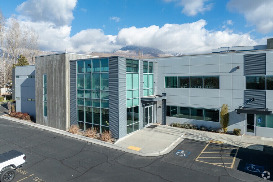 More Photos Of 335 S 560 W, Lindon Office For Lease