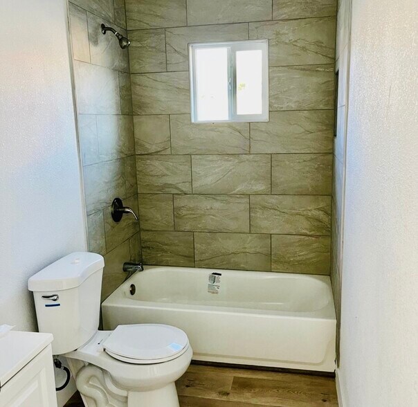 More Photos Of 11771 Upland Way, Desert Hot Springs Apartments For Sale
