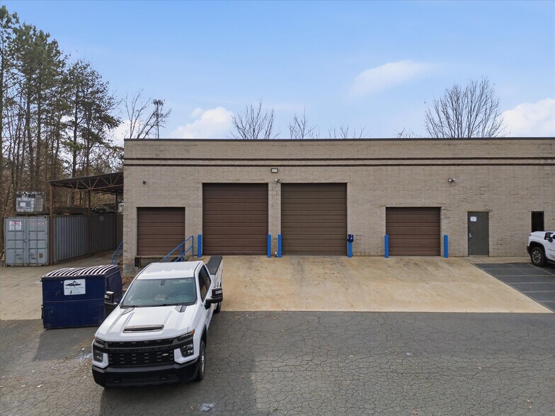 More Photos Of 2118 Carolina Place Dr, Fort Mill Warehouse For Sale