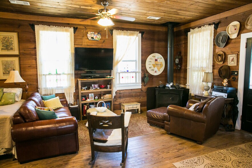 More Photos Of 12400 E Texas St, Burton Freestanding For Sale
