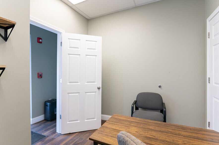 More Photos Of 17 Route 125, Kingston Office For Sale
