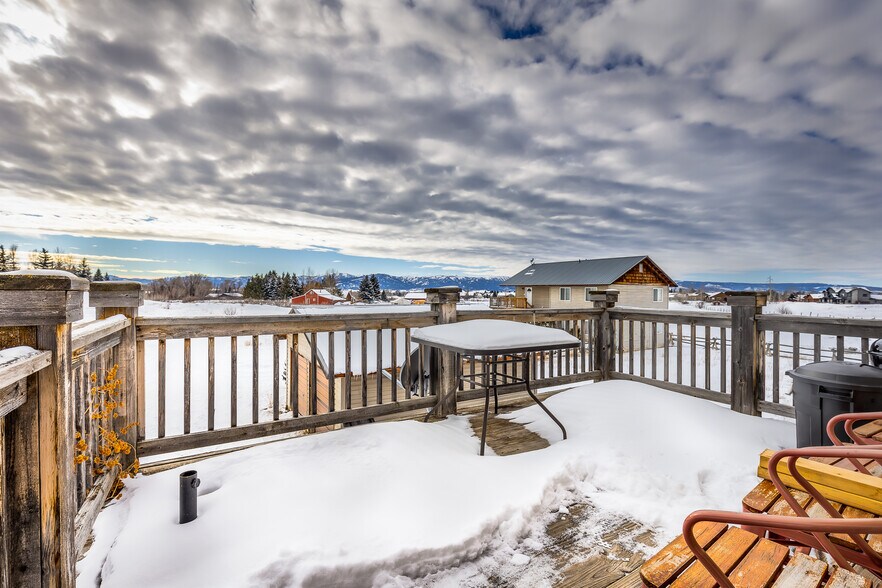 More Photos Of 200 Aspen Meadows Rd, Driggs Apartments For Sale