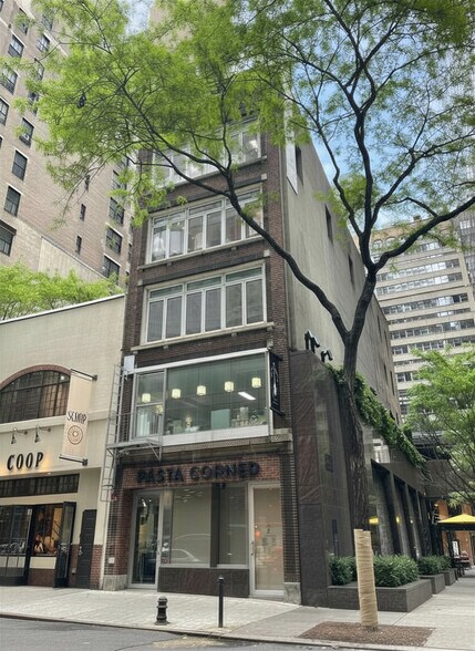 More Photos Of 9 E 53rd St, New York Office For Lease
