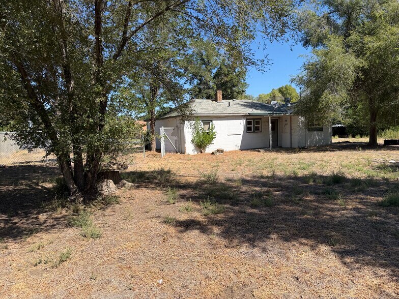 More Photos Of 240 NW Birch Ave, Redmond Land For Sale