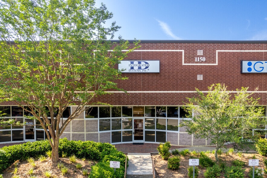 More Photos Of 1150 Crews Rd, Matthews Office For Lease