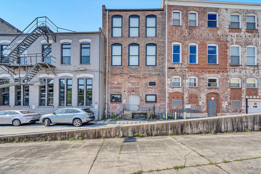 More Photos Of 109 Campbell Ave SW, Roanoke Apartments For Sale