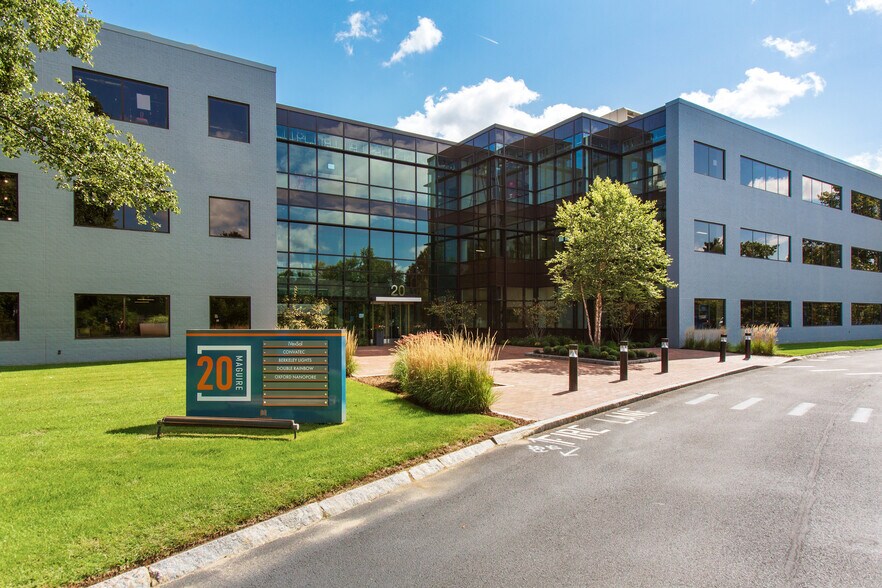 More Photos Of 20 Maguire Rd, Lexington Office For Lease