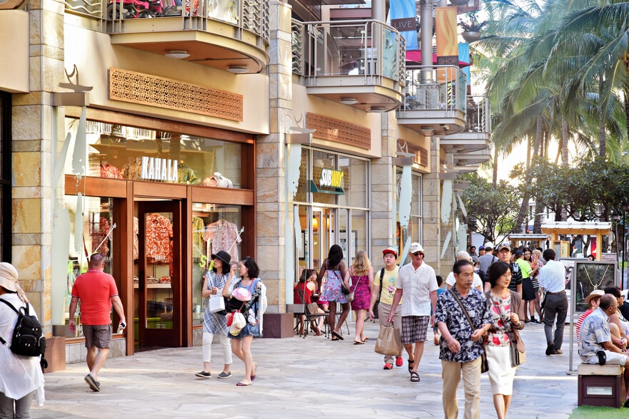 More Photos Of 227 Lewers St, Honolulu General Retail For Lease