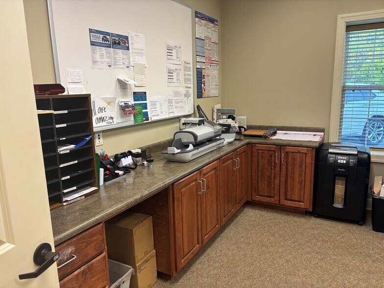 More Photos Of 4081 Inner Perimeter Rd, Valdosta Office Residential For Sale