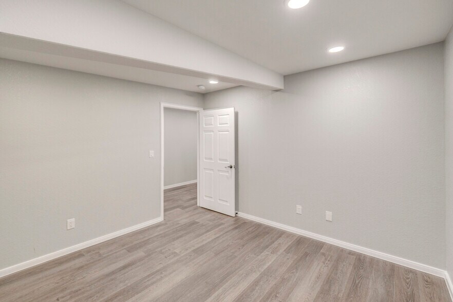 More Photos Of 5268/5450 N FM 866, Odessa Warehouse For Sale