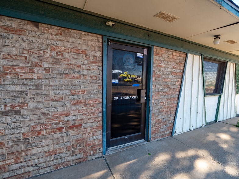 More Photos Of 1475 S Sunnylane Rd, Oklahoma City Freestanding For Sale
