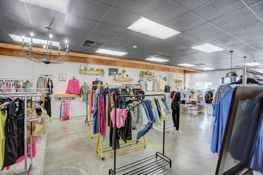 More Photos Of 140 W Orange St, Shippensburg Storefront For Sale