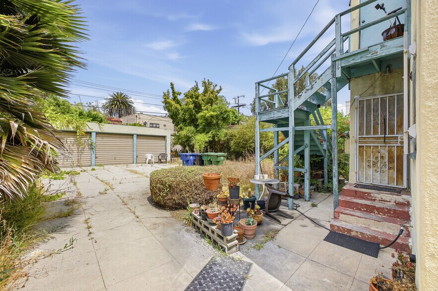 More Photos Of 1259 S Orange Dr, Los Angeles Apartments For Sale