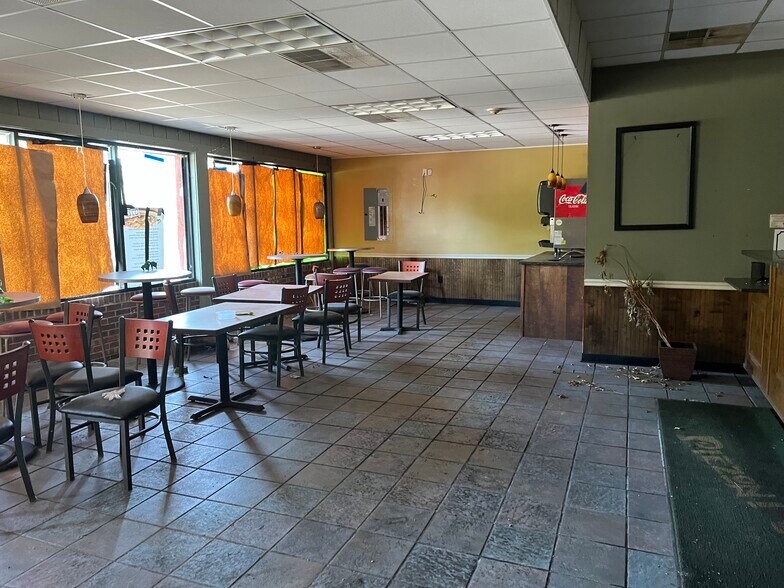 More Photos Of 839 Park St, Stoughton Restaurant For Sale