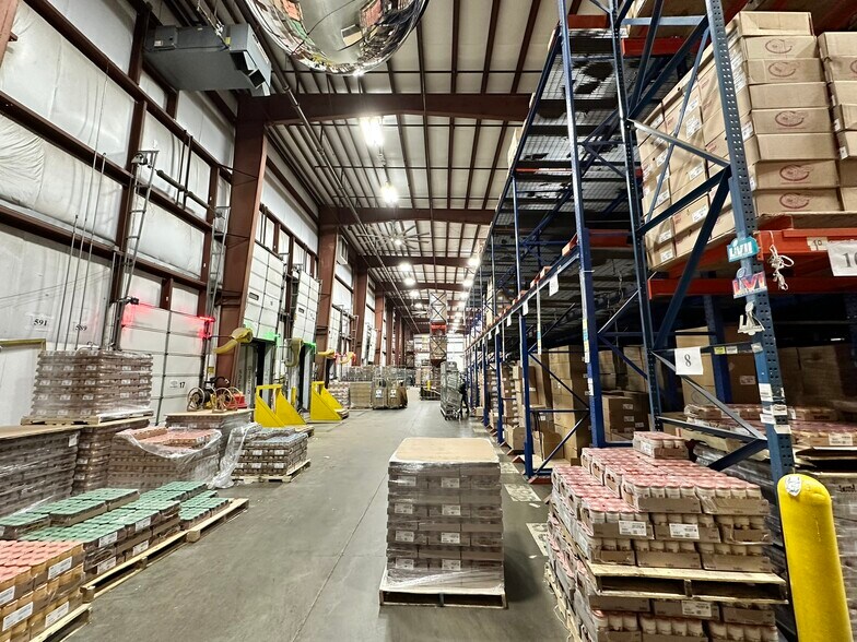 More Photos Of 2350-2400 Northridge Dr, Kaukauna Manufacturing For Sale