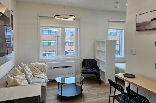 More Photos Of 268 Oakdale Av, St Catharines Apartments For Sale