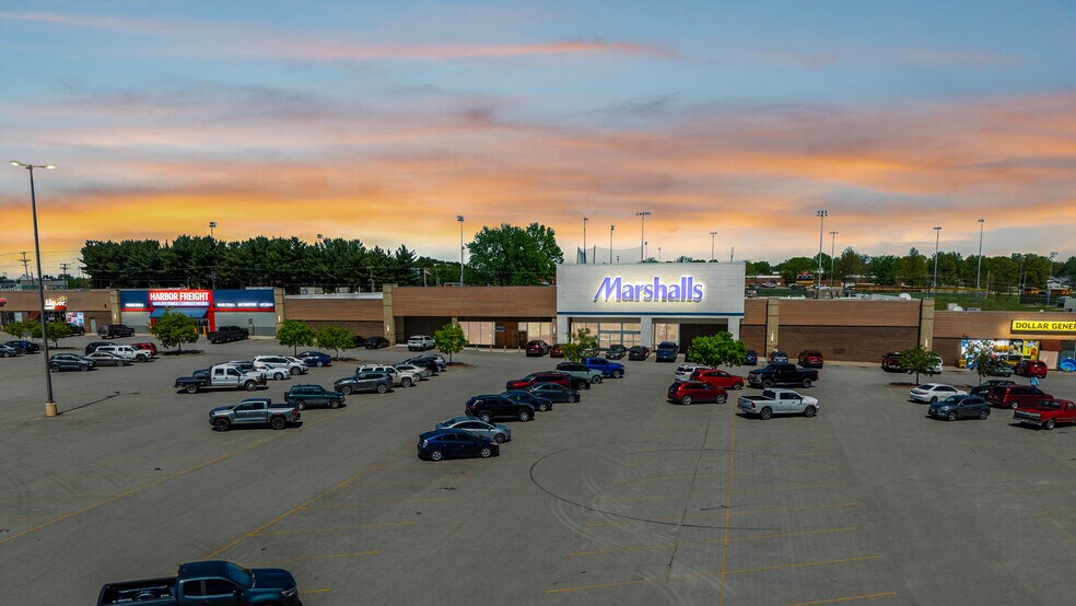More Photos Of 895-975 W College St, Marshall Unknown For Lease