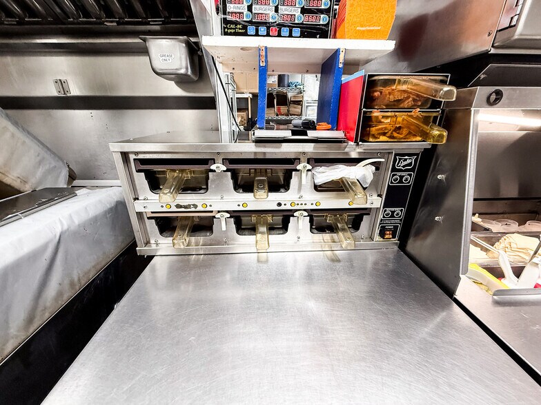 More Photos Of 1290 Front St, Forsyth Freestanding For Sale