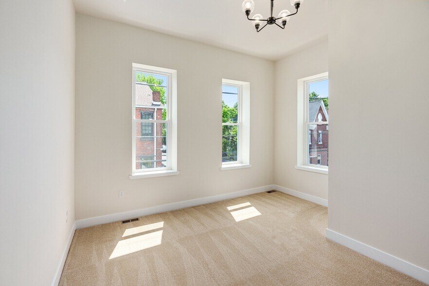 More Photos Of 151 York St, Pottstown Apartments For Sale