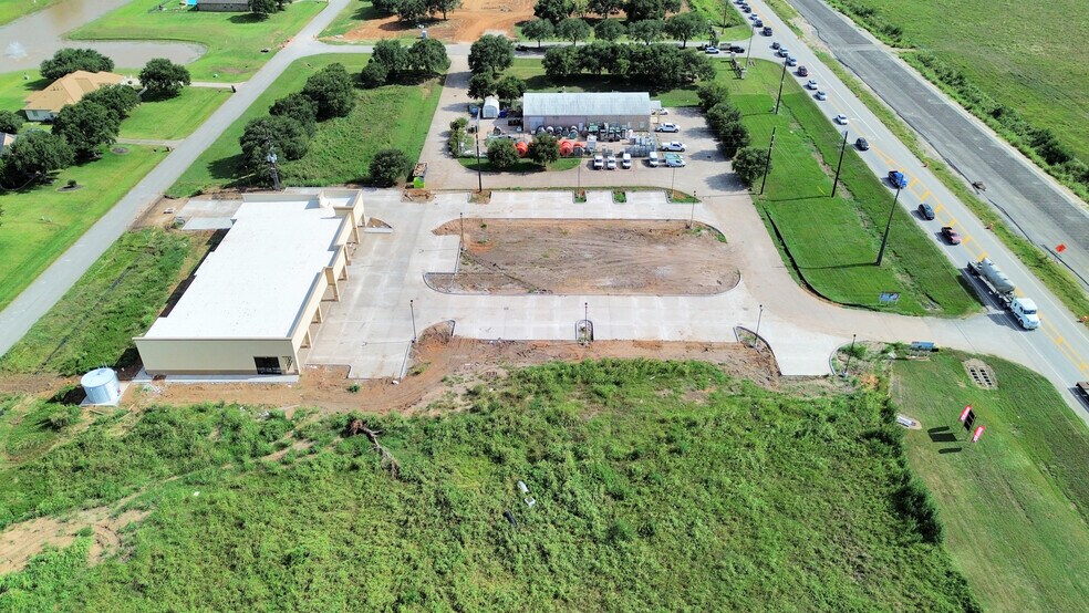 More Photos Of 3420 FM 723, Rosenberg Storefront For Lease