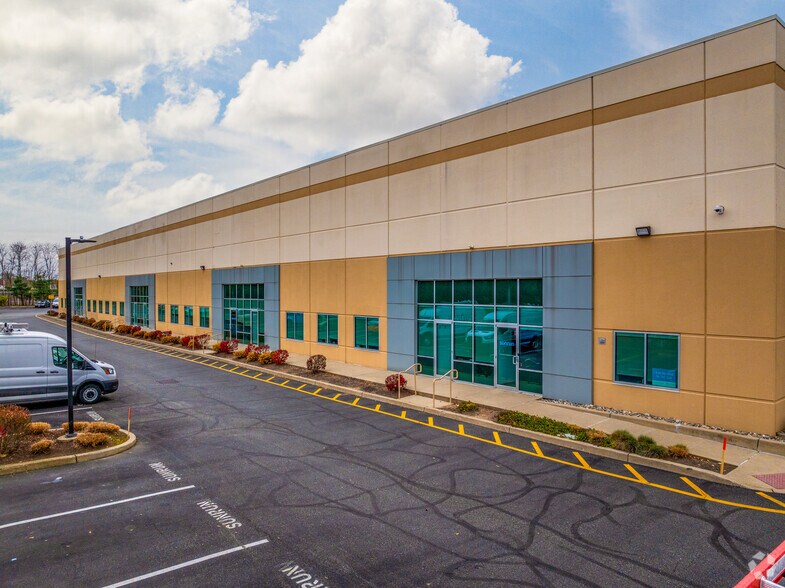 More Photos Of 227 N Route 303, Congers Warehouse For Lease