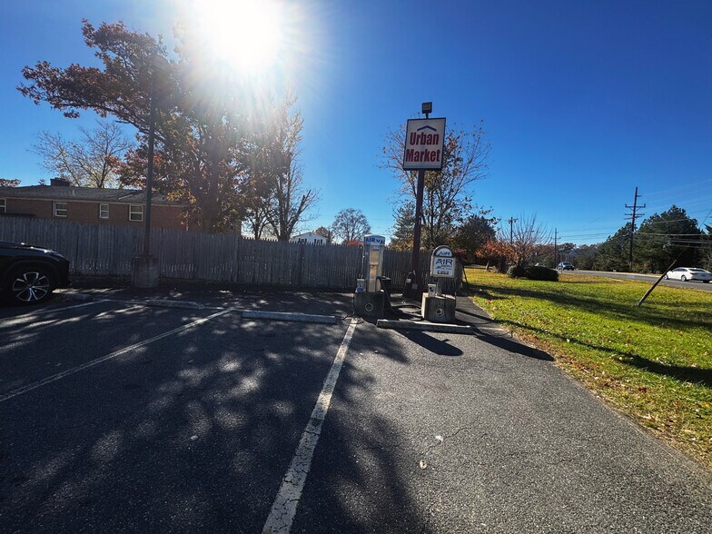 More Photos Of 9502 Allentown Rd, Fort Washington General Retail For Sale