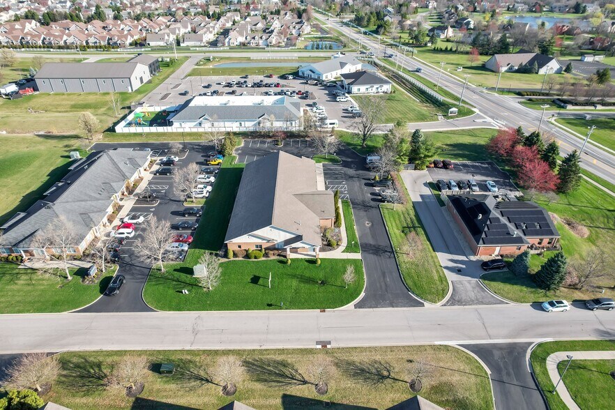 More Photos Of 40 Clairedan Dr, Powell Office For Lease