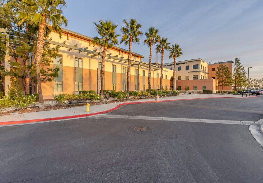 More Photos Of 16465 Sierra Lakes Pky, Fontana Medical For Lease