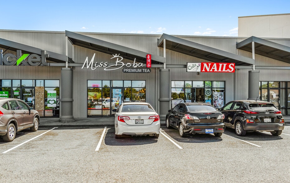 More Photos Of 208 Washington Ave, Kent Unknown For Lease