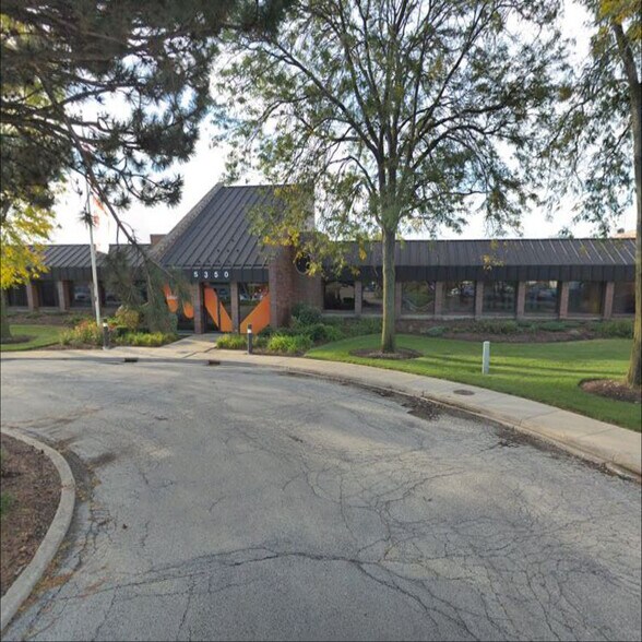 More Photos Of 5350-5360 Keystone Ct, Rolling Meadows Light Distribution For Lease