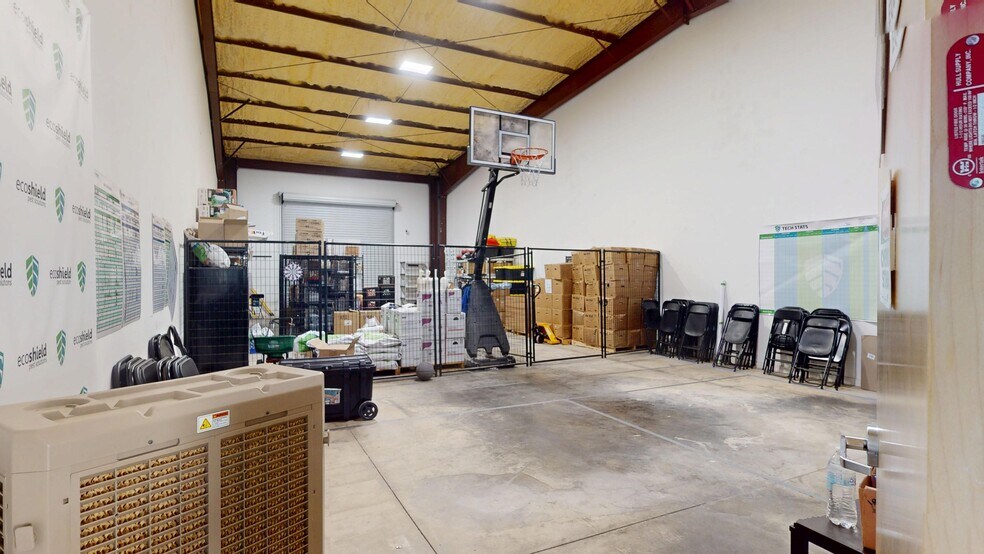 More Photos Of 12112 Anderson Mill Rd, Cedar Park Warehouse For Sale