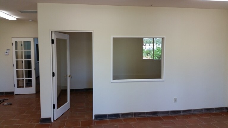 More Photos Of 1400 Orchard Rd, Hollister Warehouse For Lease