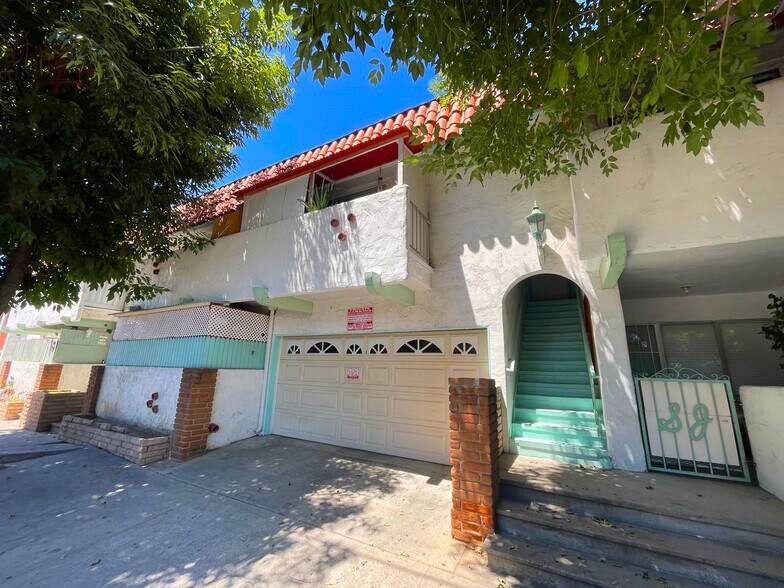 More Photos Of 19103 Sherman Way, Reseda Apartments For Sale