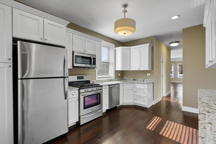 More Photos Of 2732 W Belmont Ave, Chicago Multifamily For Sale