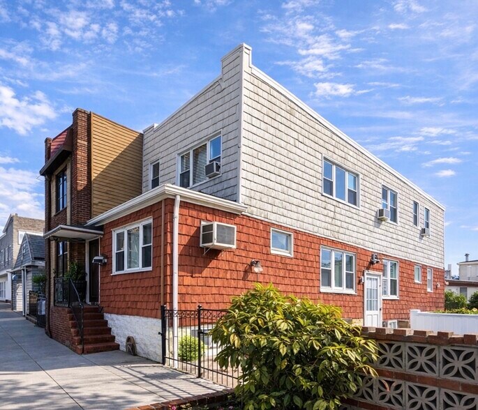 Primary Photo Of 7215 73rd St, Glendale Land For Sale