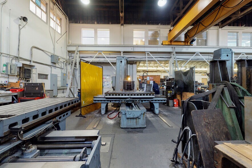 More Photos Of 3400-3470 Randolph St, Huntington Park Warehouse For Lease