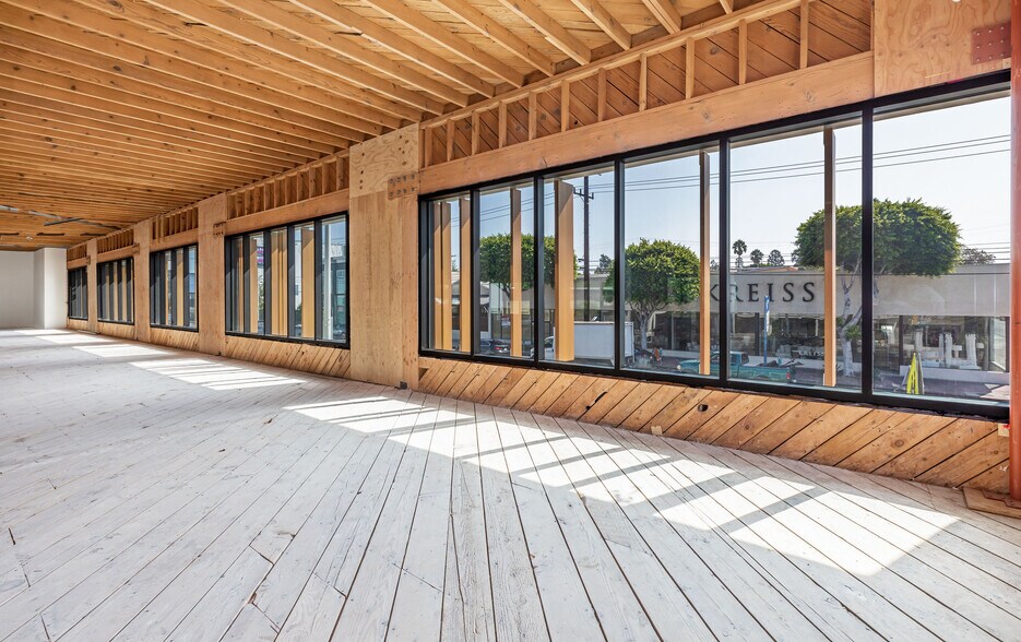 More Photos Of 501-511 N La Cienega Blvd, West Hollywood Storefront Retail Office For Lease