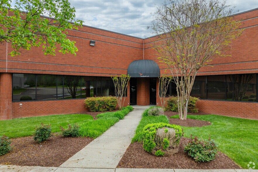 More Photos Of 305 Tech Park Dr, La Vergne Flex For Sale