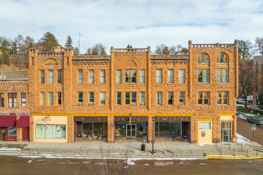 More Photos Of 603 N River St, Hot Springs Hotel For Sale