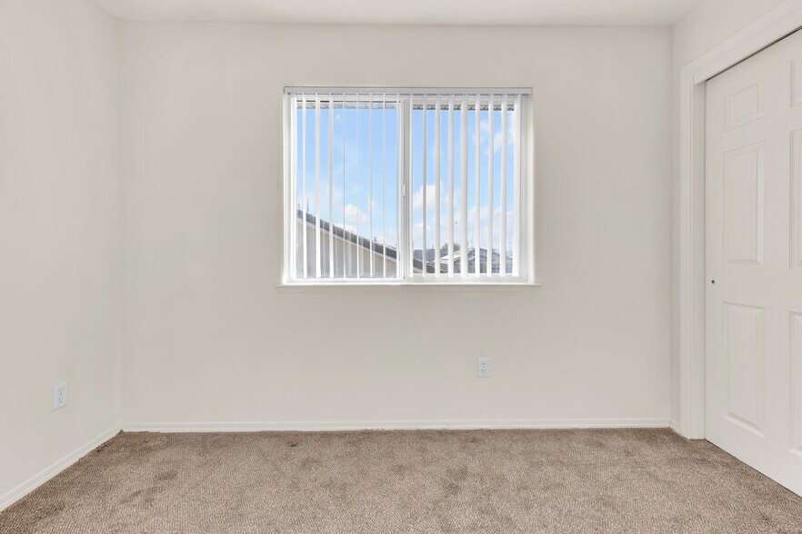 More Photos Of 1832 Merced St, Madera Apartments For Sale