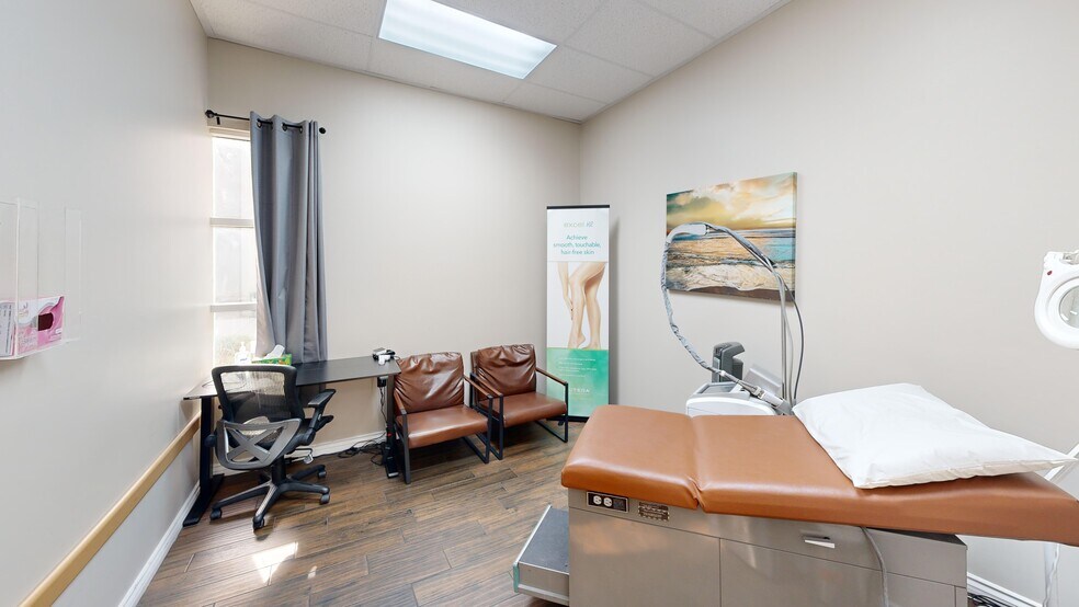 More Photos Of 5225 S Durango Dr, Las Vegas Medical For Sale