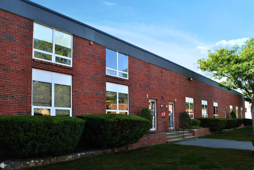 More Photos Of 30-32 6th Rd, Woburn Warehouse For Lease