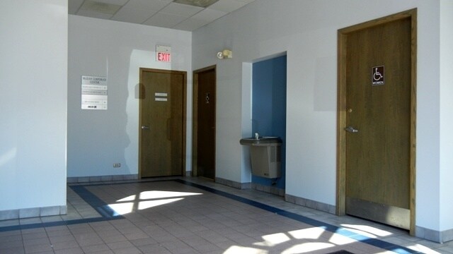 More Photos Of 452 N McLean Blvd, Elgin Medical For Sale