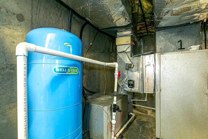 More Photos Of 986-990 Sunrise Hwy, Babylon Medical For Sale