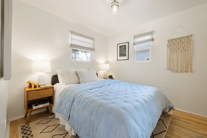 More Photos Of 1545 Duane St, Los Angeles Multifamily For Sale